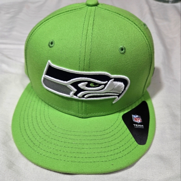 Seattle Seahawks New Era Kickoff Fitted Hat New Sz 6 7/8 - Picture 1 of 10